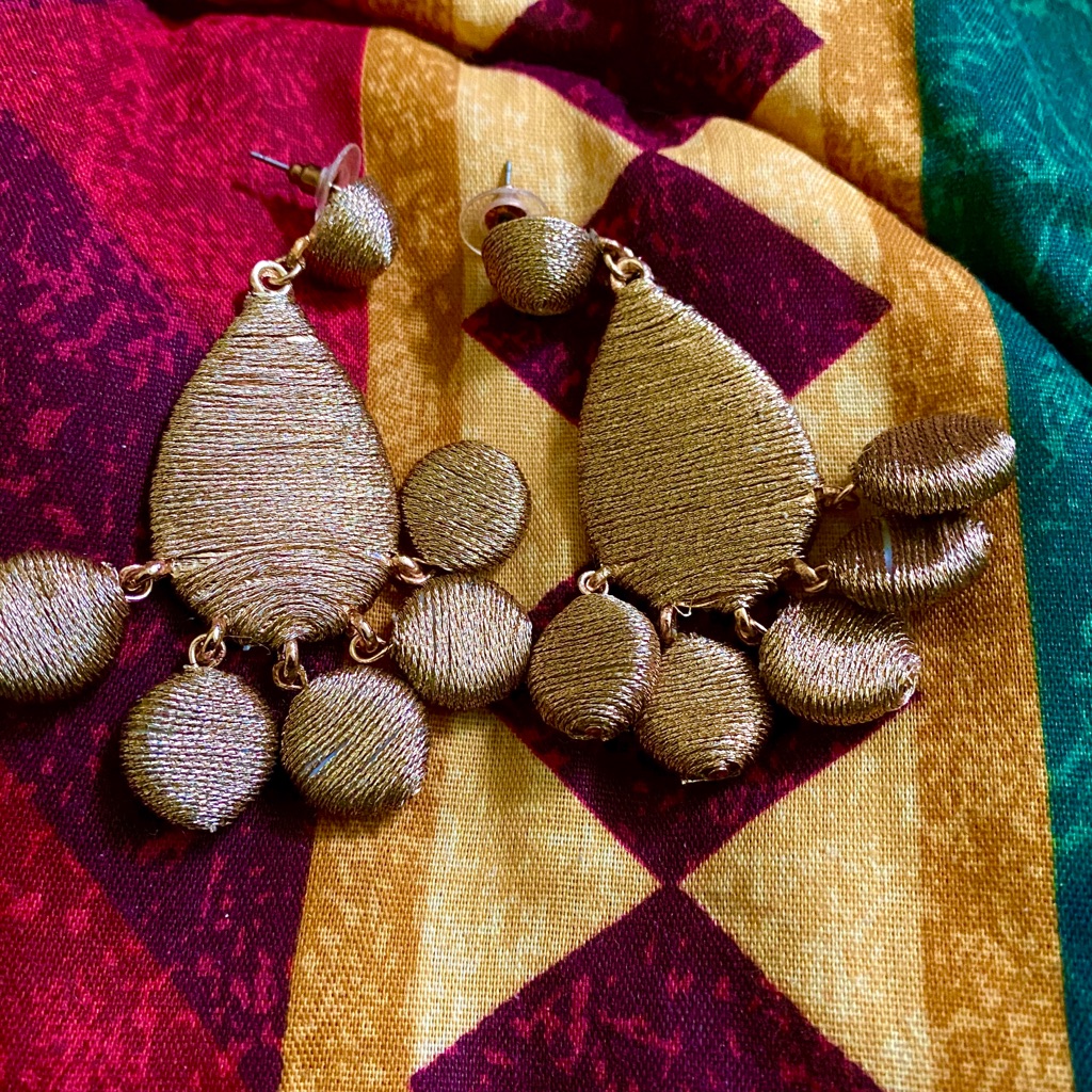 Fashion Earrings 10$